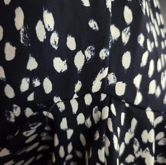 Evereve - Long Sleeve Top - Size XL - Picture 4 of 13